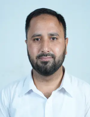 Dr. Younis Ahmad Hajam